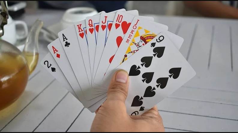 Những game bài nổi bật tại 8XBET